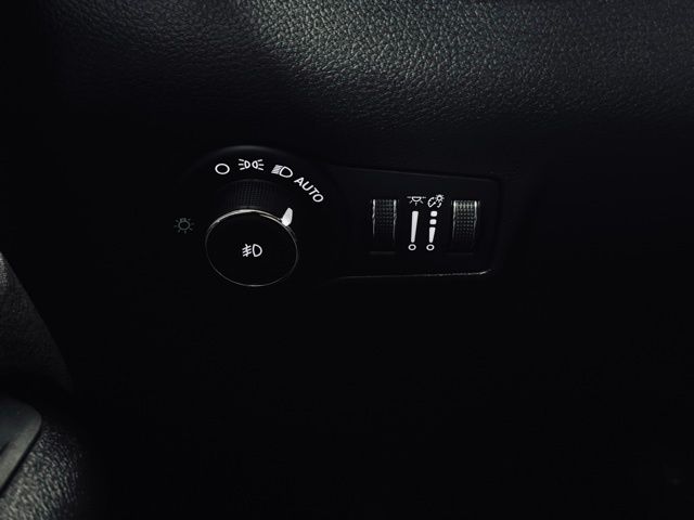 2022 JEEP COMPASS - Image 30