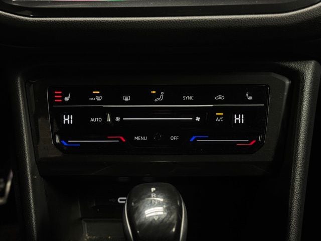 2022 VOLKSWAGEN TIGUAN - Image 32