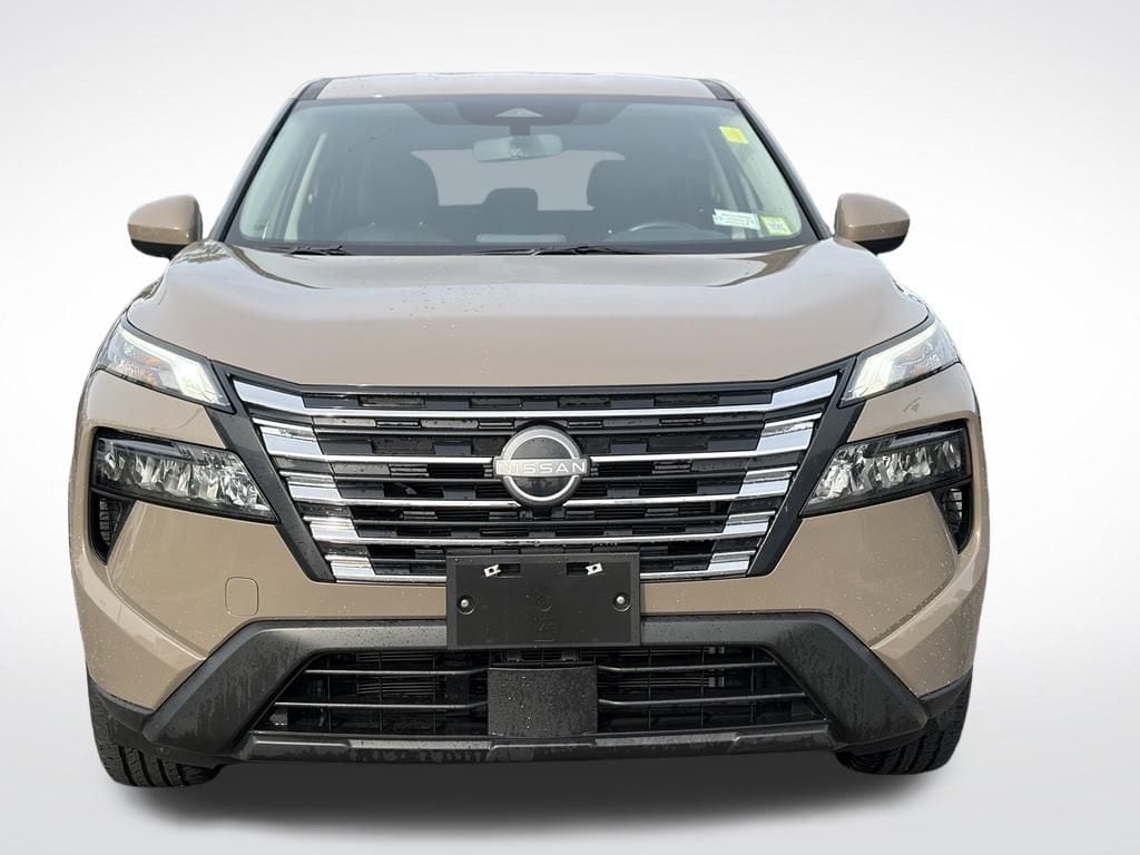 Used 2025 Nissan Rogue SV SUV