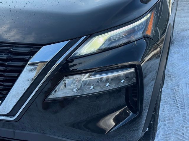 2023 NISSAN ROGUE - Image 2