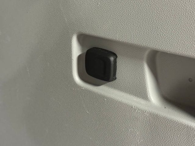 2023 GMC ACADIA - Image 11