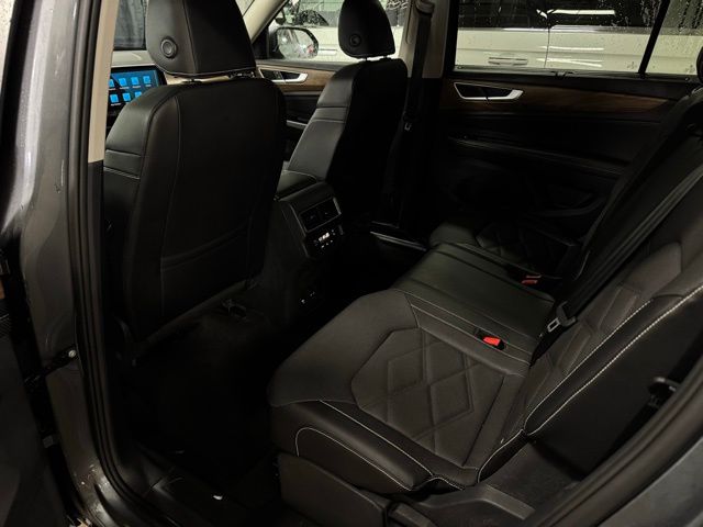2025 VOLKSWAGEN ATLAS - Image 18