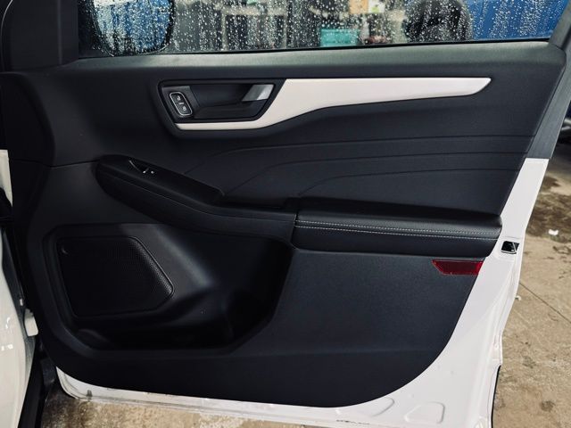 2022 FORD ESCAPE - Image 11