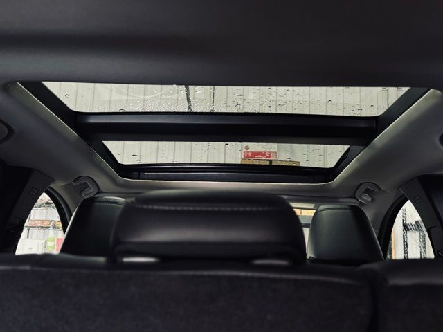 2025 MAZDA CX-50 - Image 22