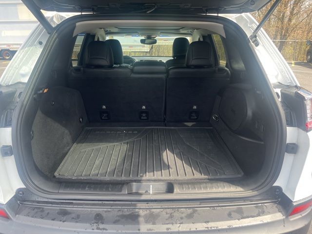 2022 JEEP CHEROKEE - Image 8