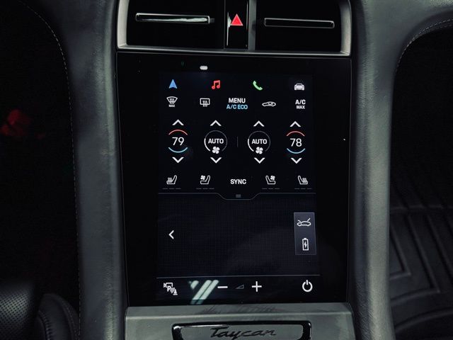 2020 PORSCHE TAYCAN - Image 35