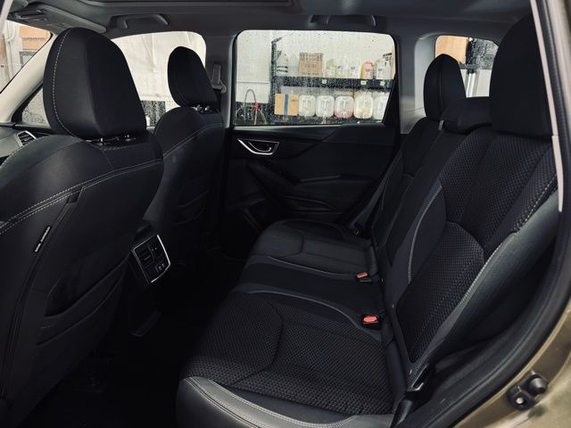 2023 SUBARU FORESTER - Image 19