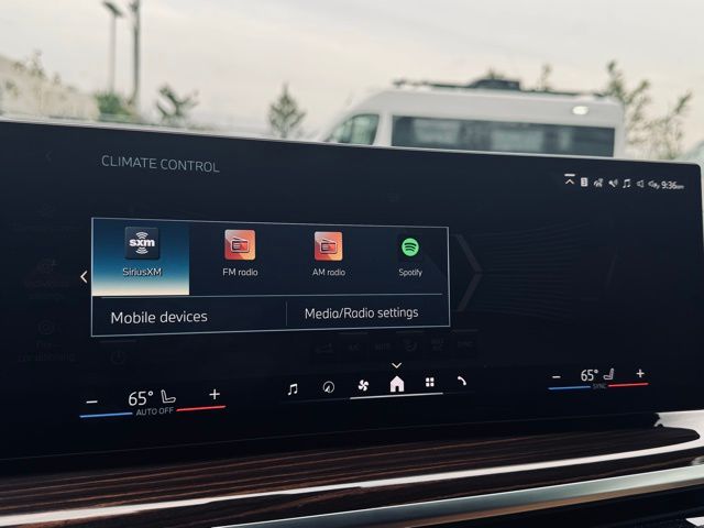 2026 BMW X5 - Image 35