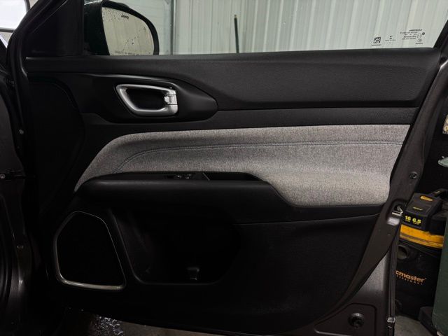 2022 JEEP COMPASS - Image 15