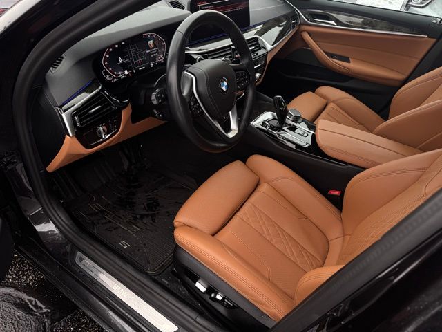 2023 BMW 540I - Image 18