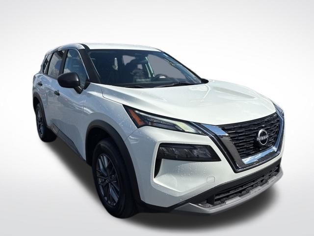 2023 Nissan Rogue S AWD photo 2