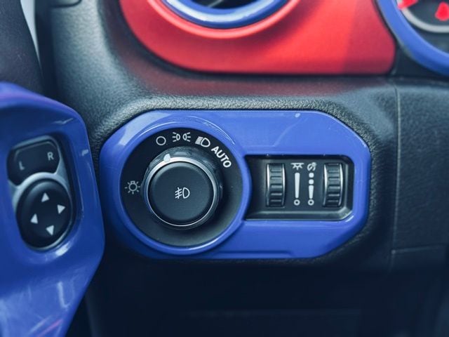 2020 JEEP WRANGLER - Image 28