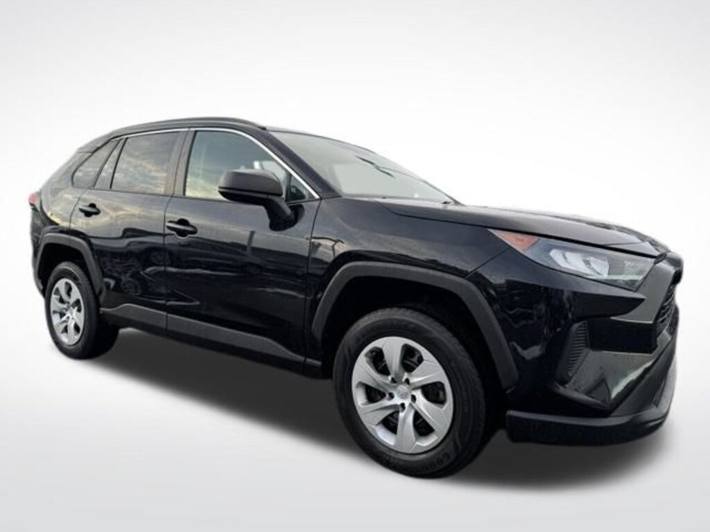 Used 2021 Toyota RAV4 LE SUV