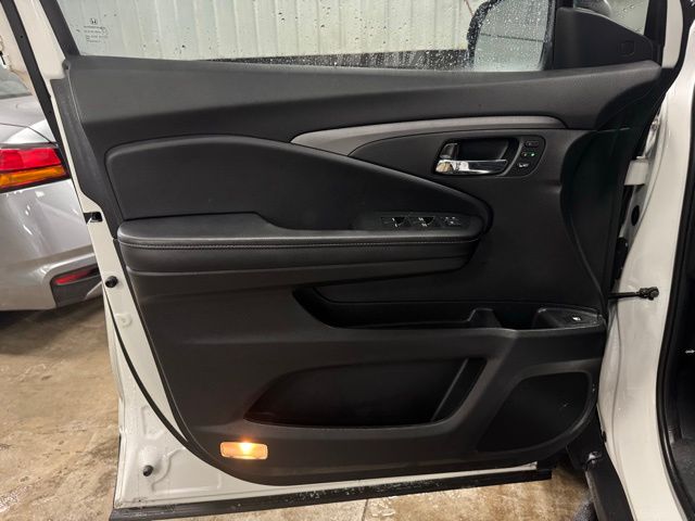 2023 HONDA RIDGELINE - Image 9