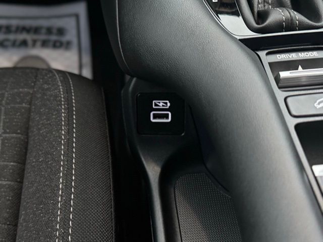 2023 HONDA HR-V - Image 30