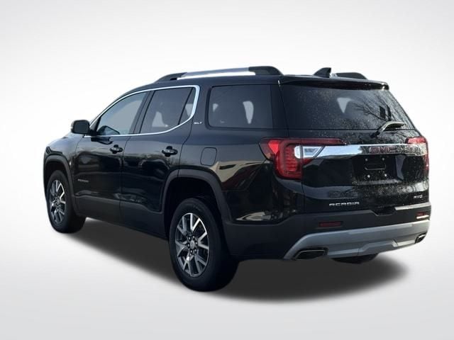 2023 GMC ACADIA - Image 8
