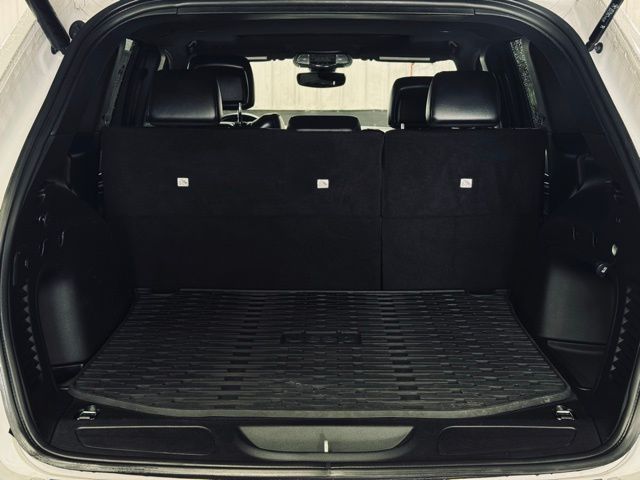 2022 JEEP GRAND CHEROKEE - Image 10