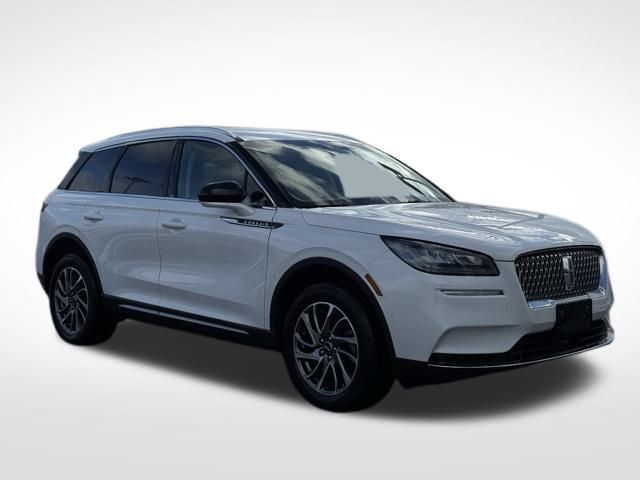 2022 Lincoln Corsair Standard photo 4