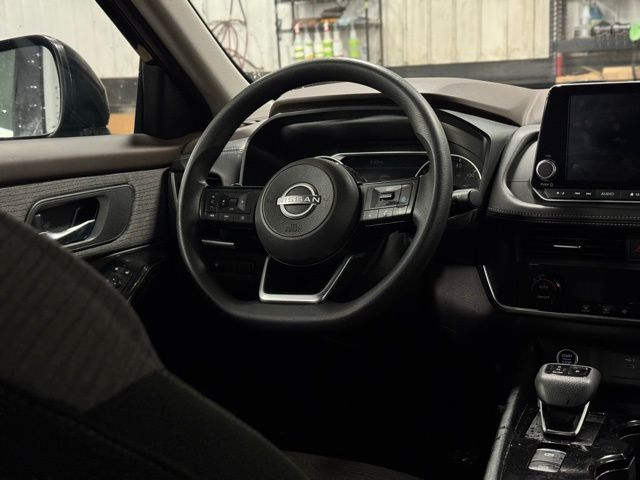2023 NISSAN ROGUE - Image 21