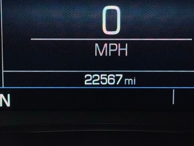 2023 GMC ACADIA - Image 31