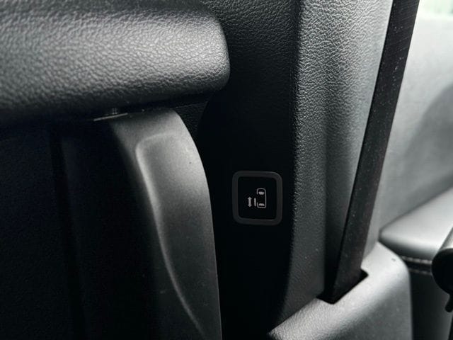 2025 CHRYSLER PACIFICA - Image 29