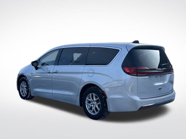 2024 CHRYSLER PACIFICA - Image 8