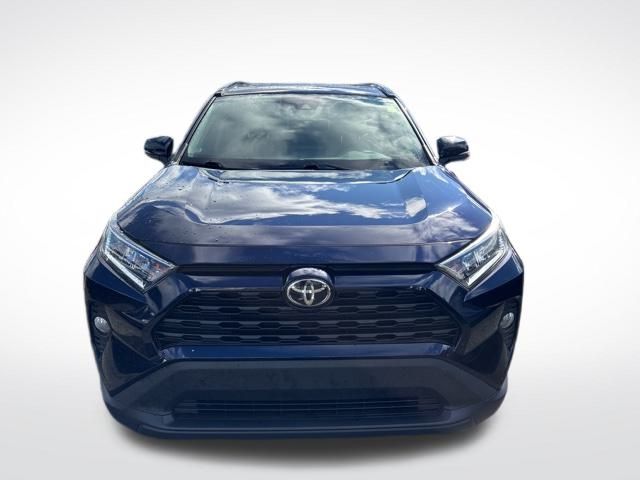 2021 Toyota RAV4 XLE Premium photo 2