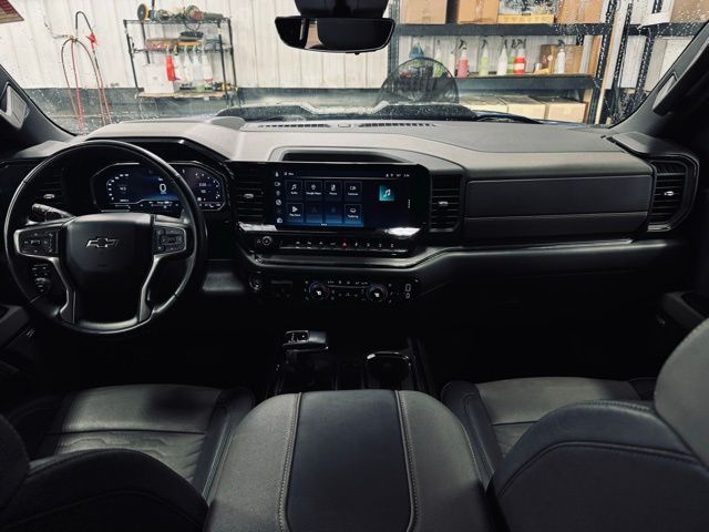 2023 CHEVROLET SILVERADO - Image 28