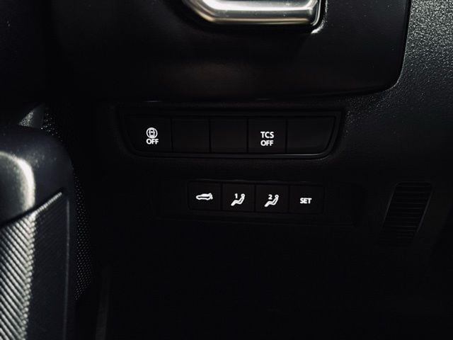 2025 MAZDA CX-50 - Image 30