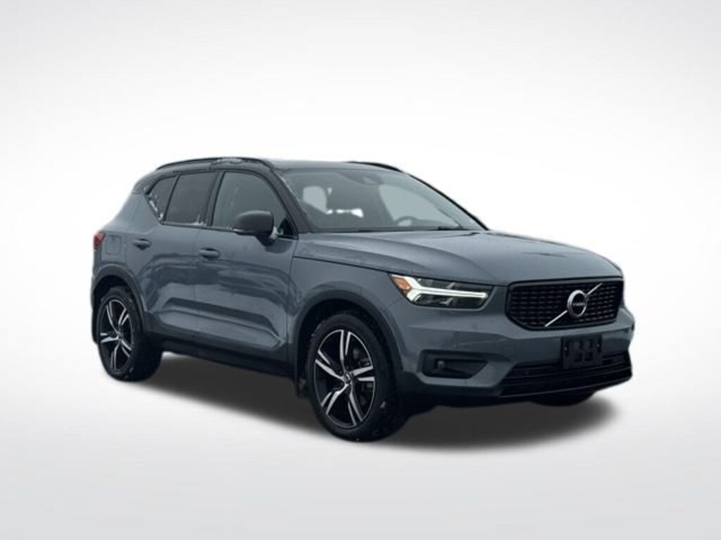 Used 2020 Volvo XC40 T5 R-Design SUV