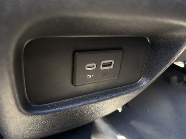 2025 CADILLAC XT5 - Image 22