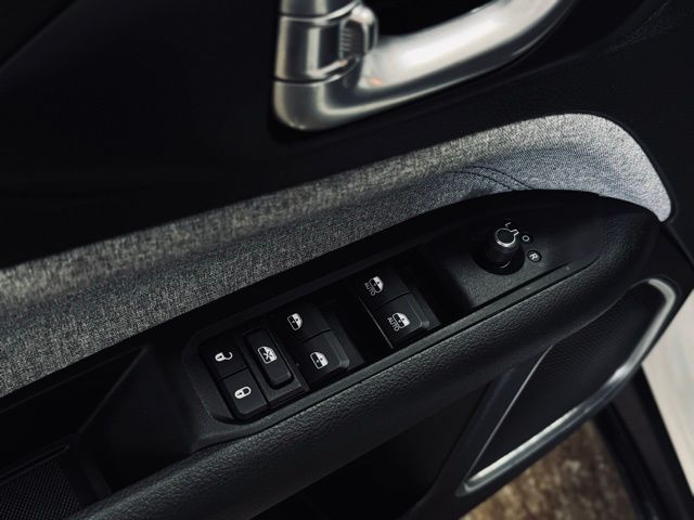 2022 JEEP COMPASS - Image 14