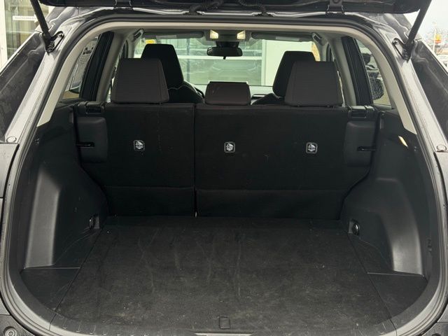 2024 TOYOTA RAV4 - Image 9