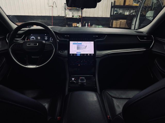 2023 JEEP GRAND CHEROKEE L - Image 27