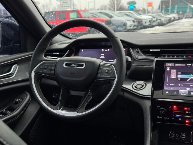 2023 JEEP GRAND CHEROKEE - Image 25