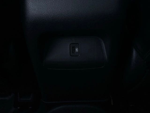 2023 NISSAN SENTRA - Image 18