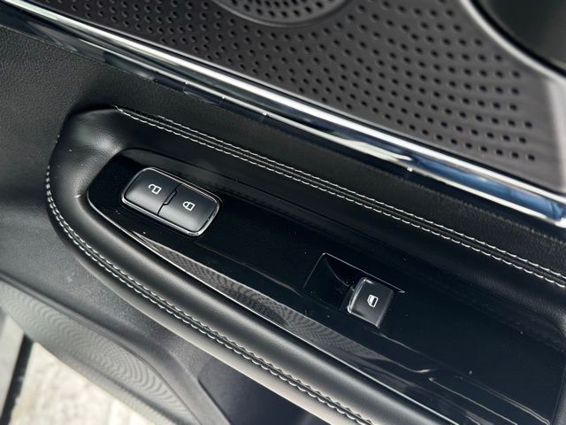 2024 LINCOLN CORSAIR - Image 19