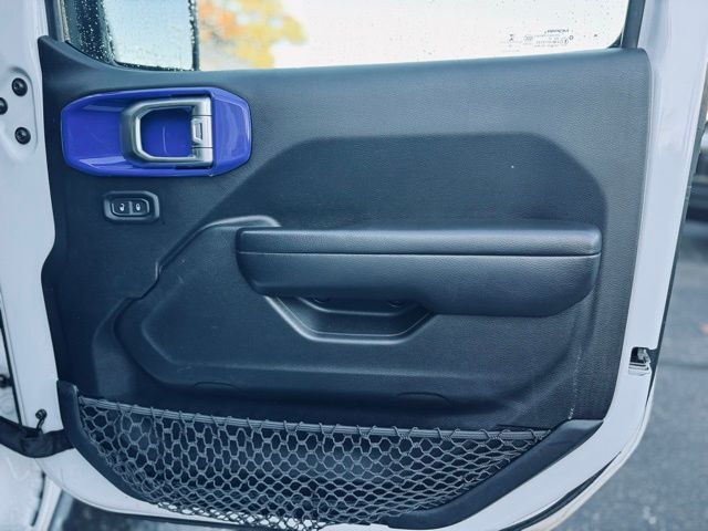 2020 JEEP WRANGLER - Image 14