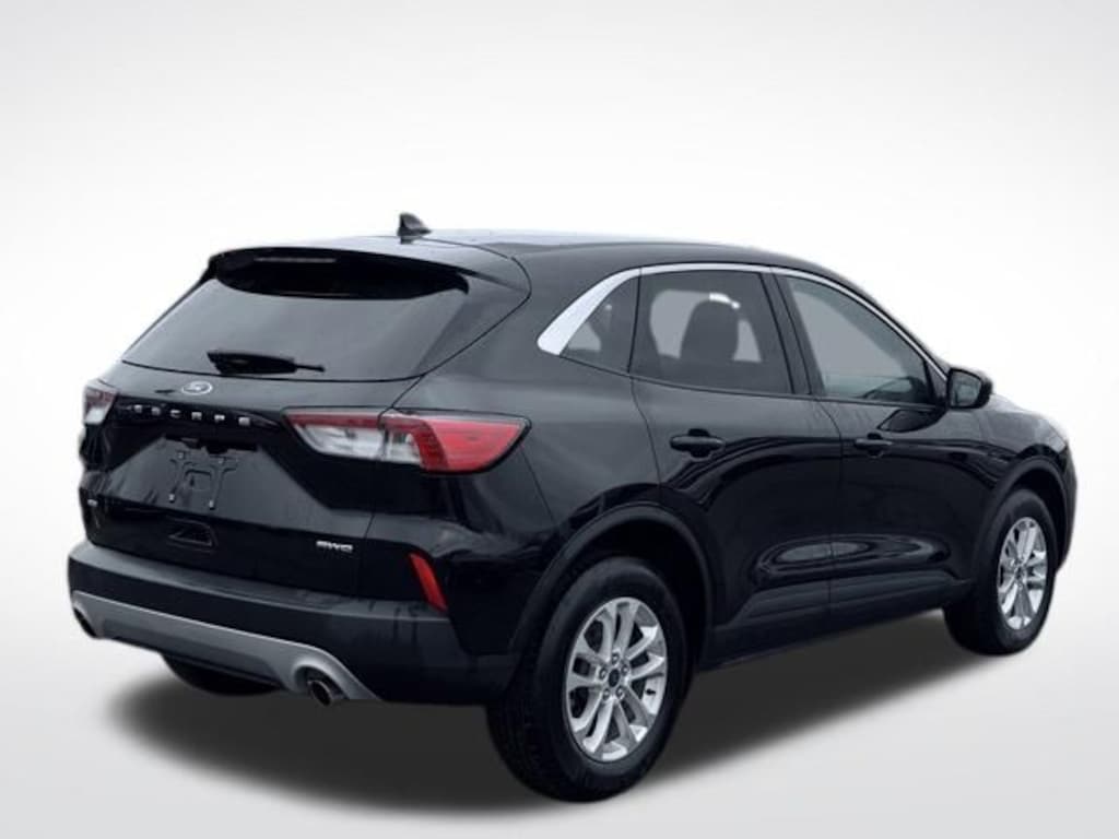 Used 2022 Ford Escape SE SUV