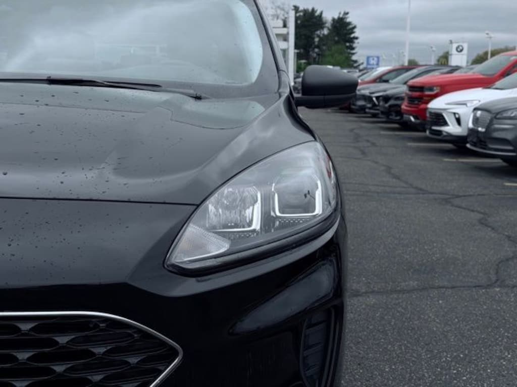 Used 2022 Ford Escape SE SUV