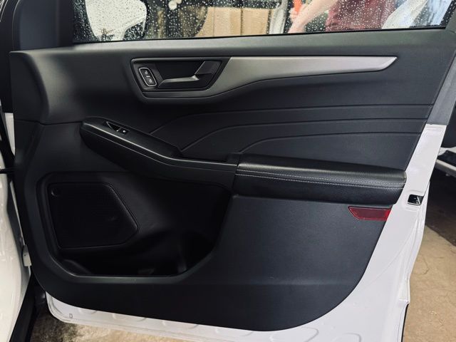 2023 FORD ESCAPE - Image 15