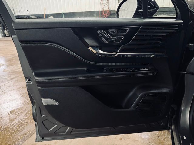 2022 LINCOLN CORSAIR - Image 13