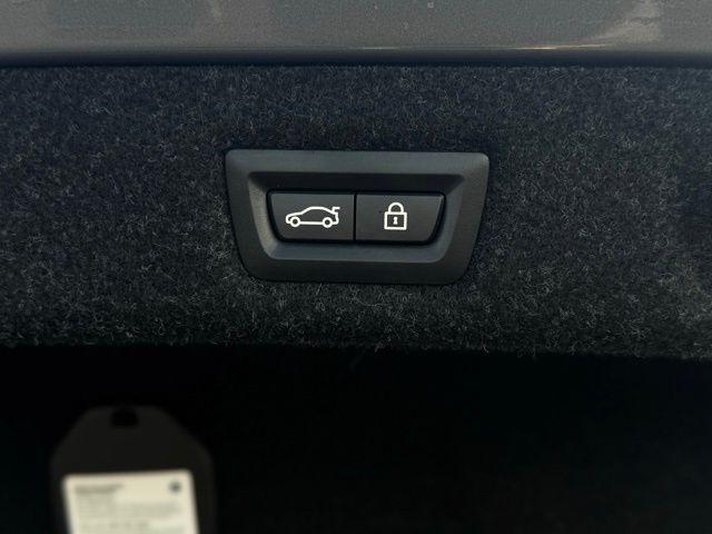 2023 BMW 540I - Image 11