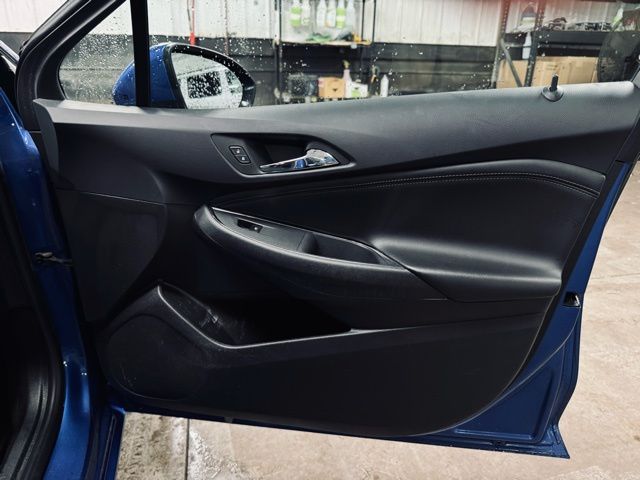 2017 CHEVROLET CRUZE - Image 13