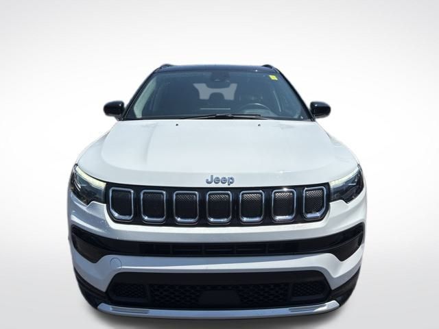 2022 Jeep Compass Limited photo 2