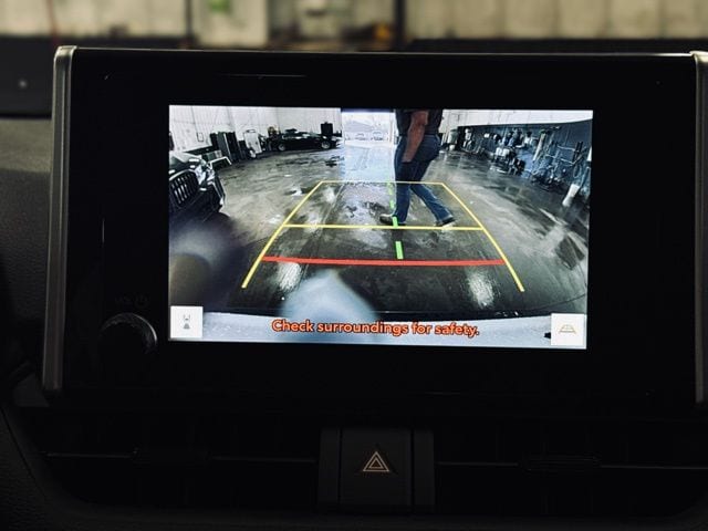 2024 TOYOTA RAV4 - Image 32