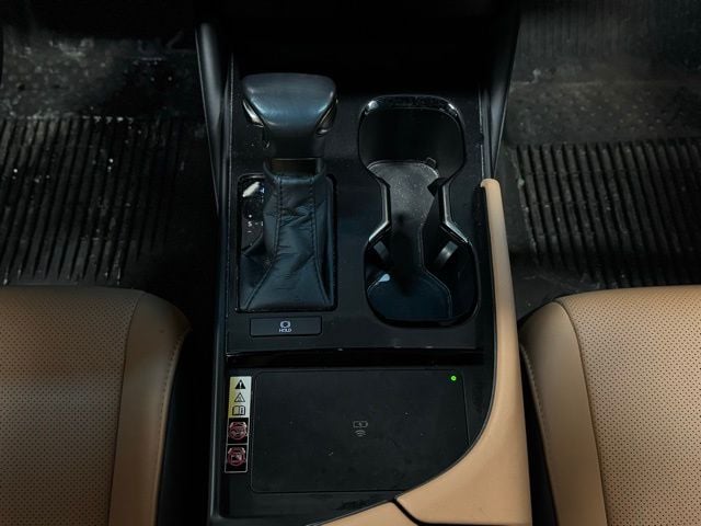 2023 LEXUS ES - Image 34