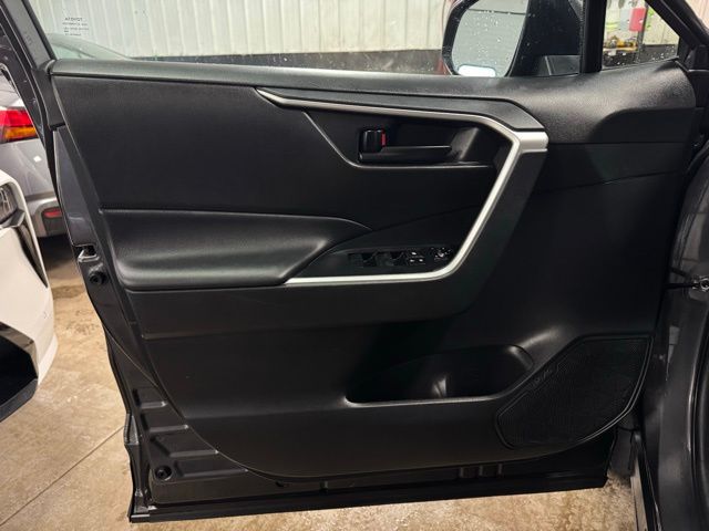 2024 TOYOTA RAV4 - Image 10