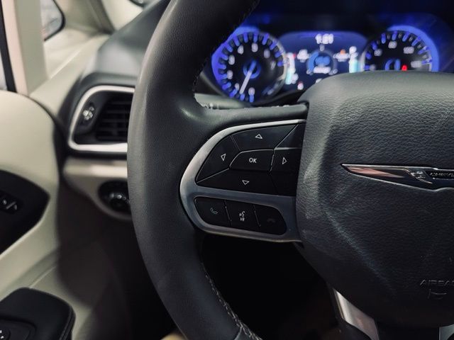2024 CHRYSLER PACIFICA - Image 30