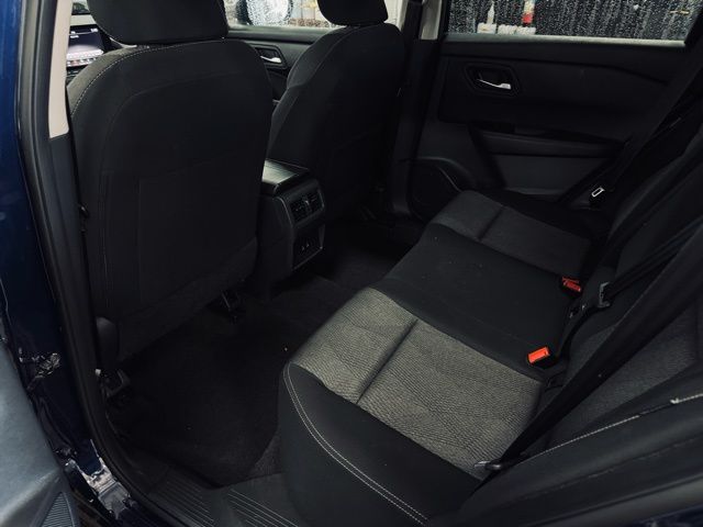 2024 NISSAN ROGUE - Image 19